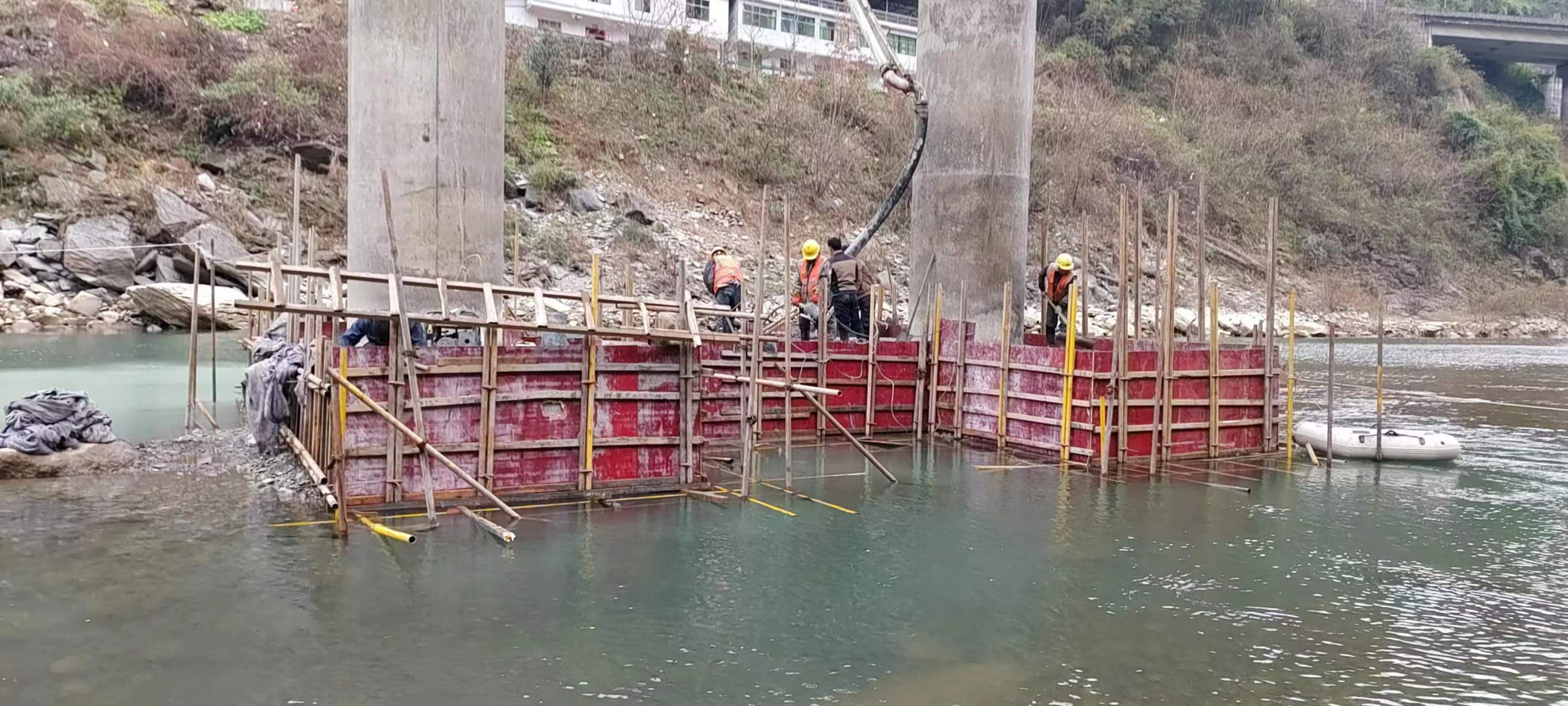 呼和浩特水利工程施工中堤坝渗漏原因以及防渗加固技术